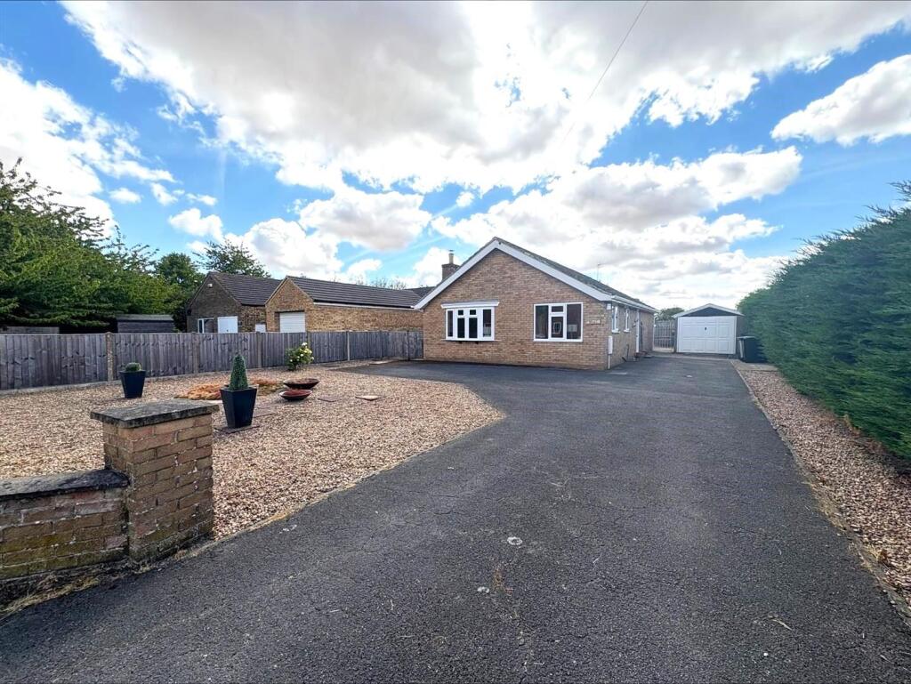 Main image of property: Station Road, Willoughby