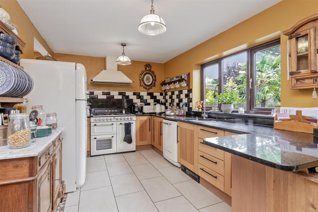 House in St Albans - View 4