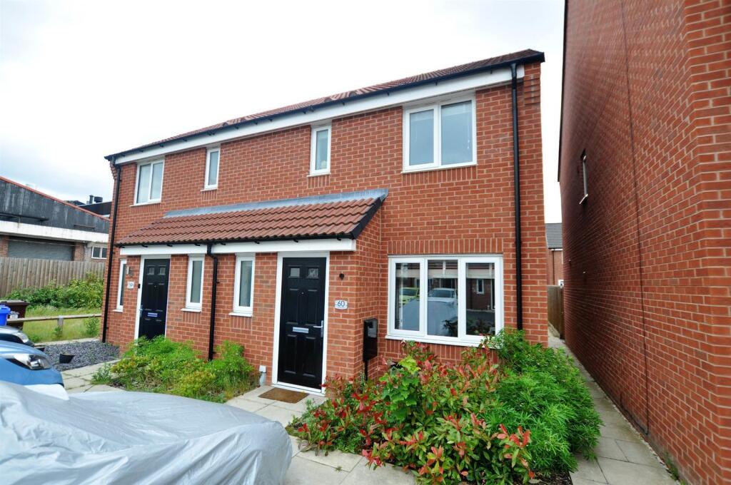 3-bed semi-detached on Upton Drive, Stretton, £210,000