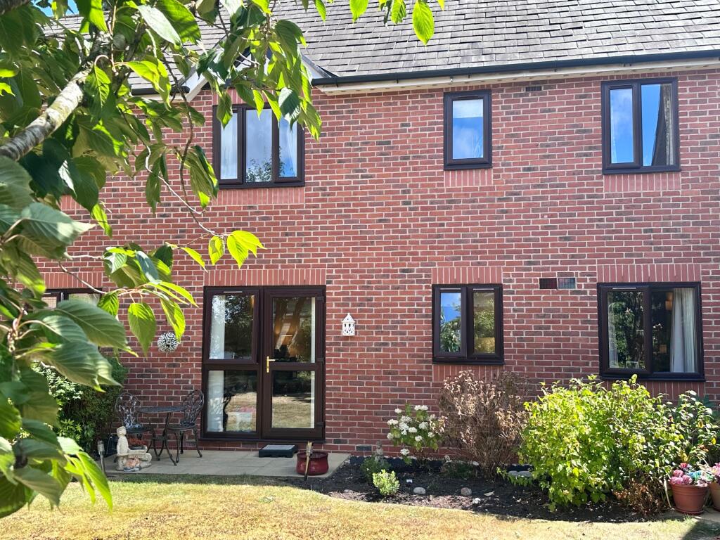 Apartment in Crewe - View 5