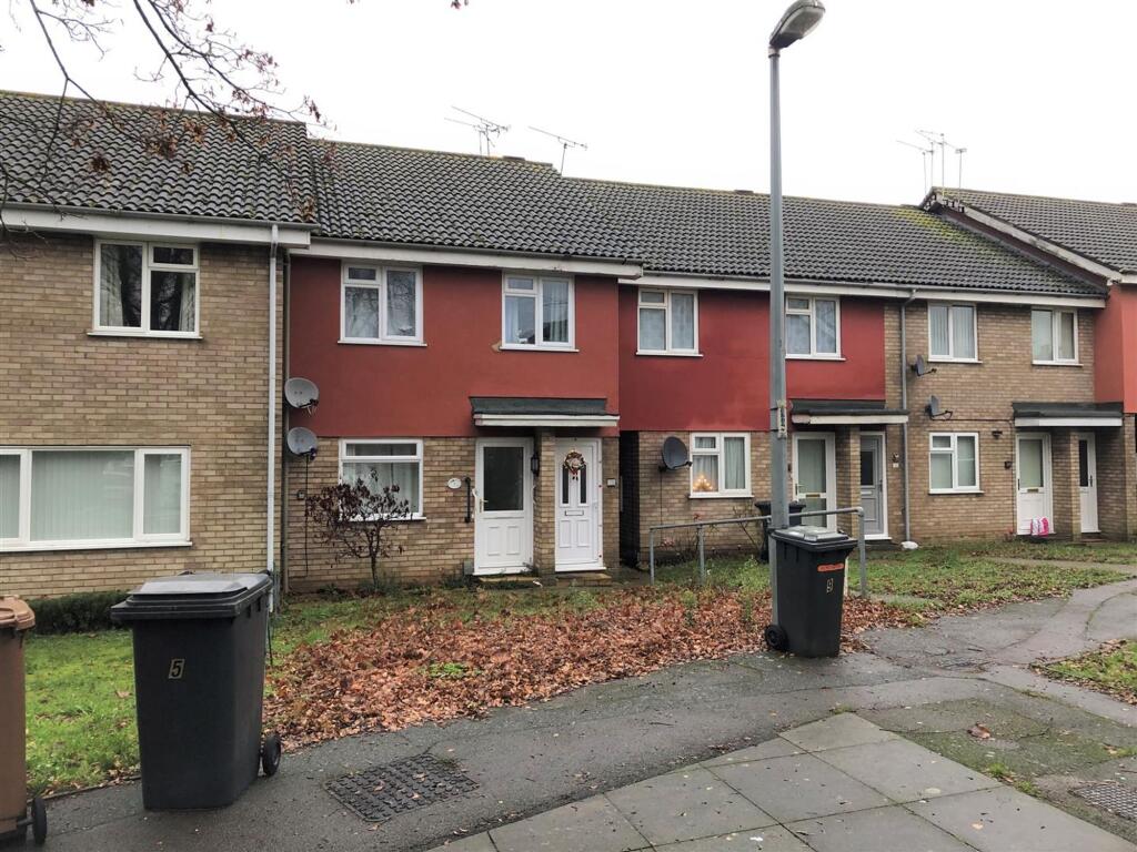 Main image of property: Westminster Close, Ipswich, IP4