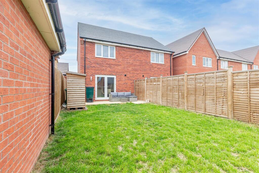 House in Malvern Hills, Broadheath - View 5