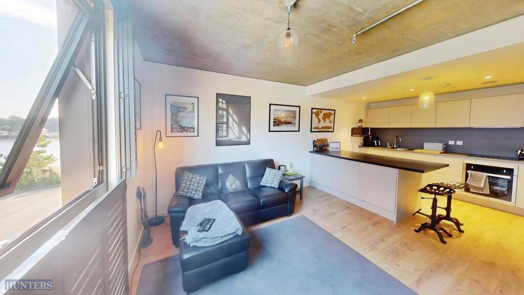 Apartment in Newcastle upon Tyne - View 2