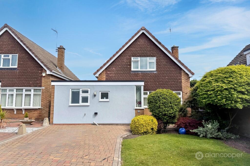 Main image of property: Higham Lane, Nuneaton, CV11 6AG