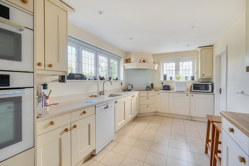 House in Salisbury - View 3