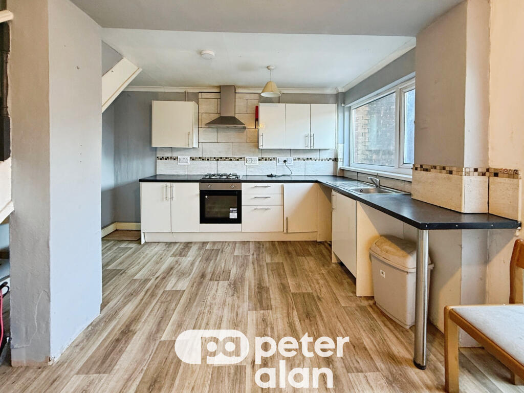 Main image of property: Hollybush road