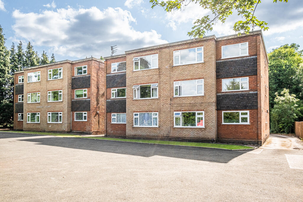 Main image of property: 192 Birmingham Road, Wylde Green, Sutton Coldfield, B72