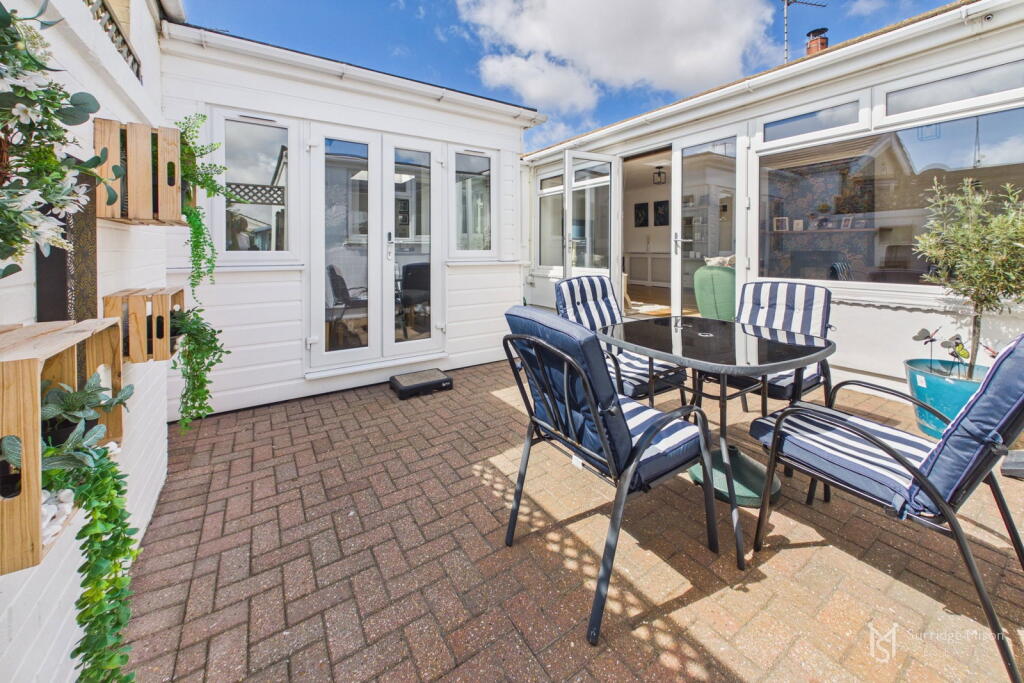 Timberlaine Road, Pevensey Bay, East Sussex, BN24 photo 4