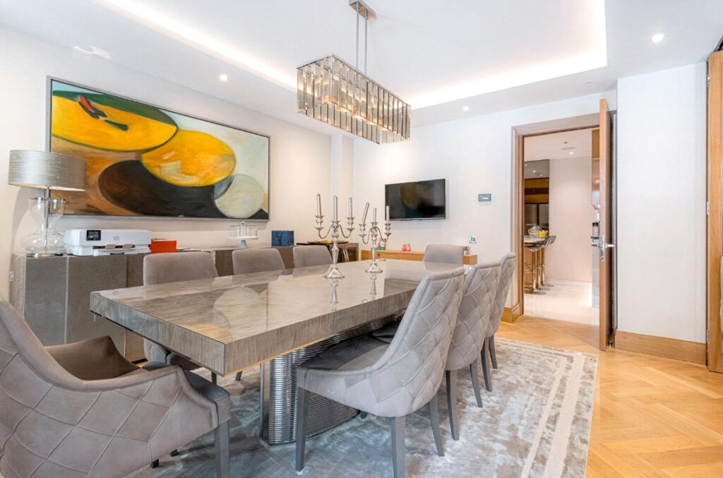 Apartment in London - View 5