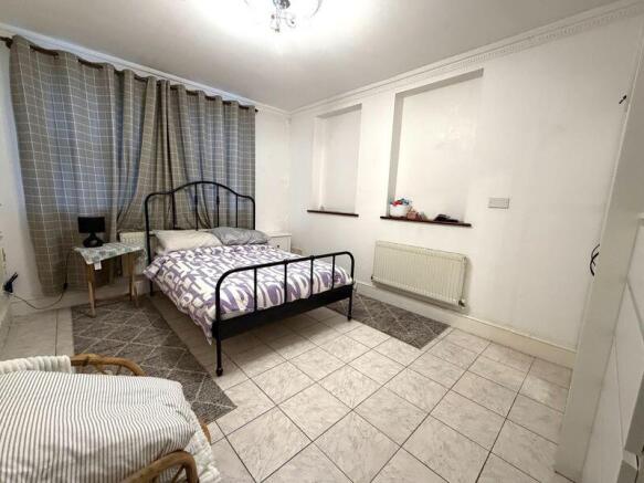 Photo 37