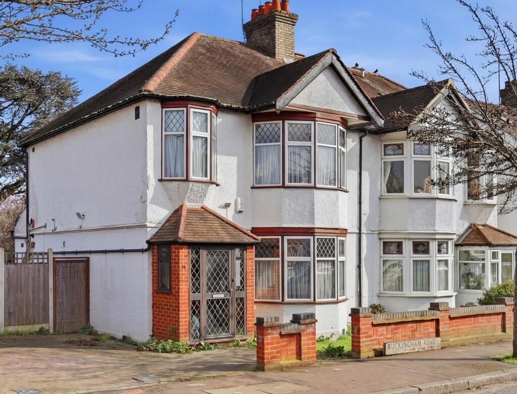 3-bed house on Buckingham Road, Wanstead, £975,000