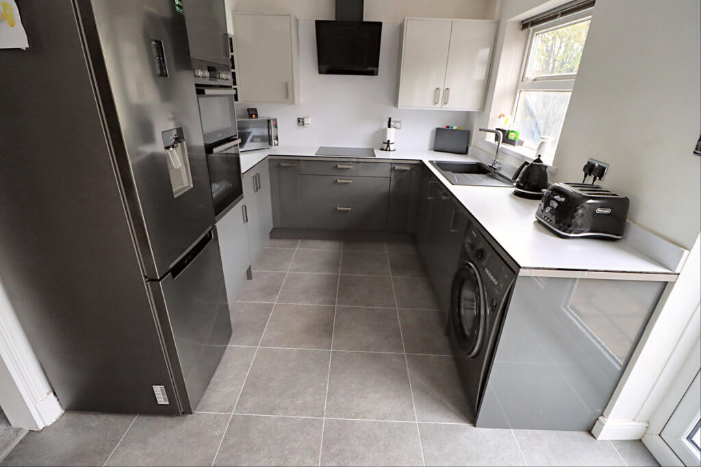 Cravens Heath, Blackburn, BB2 photo 4