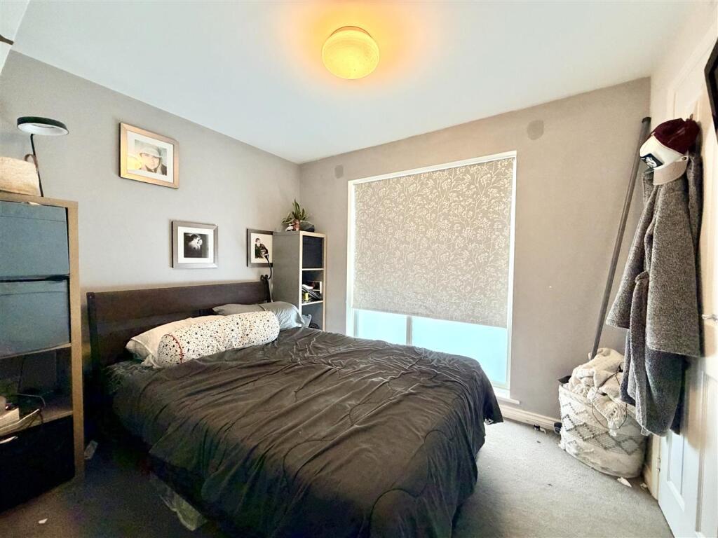 House in Telford, Ketley - View 5