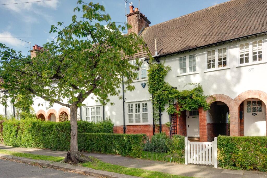 Main image of property: Asmuns Hill, Hampstead Garden Suburb, NW11