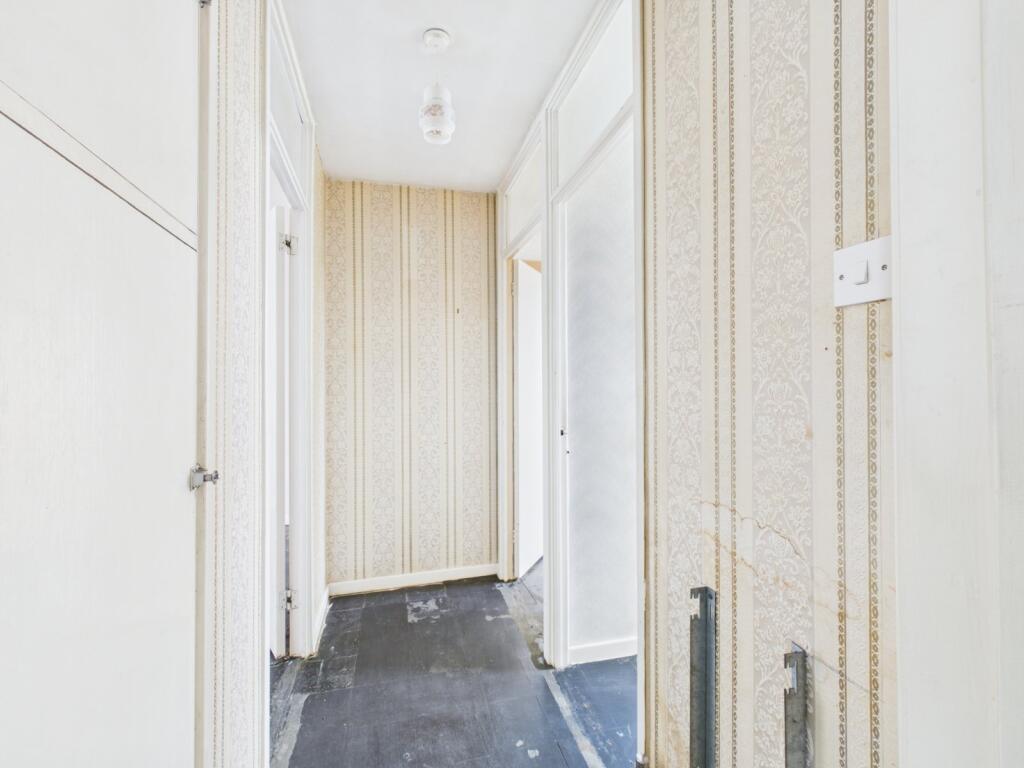 Apartment in Hemel Hempstead, Amersham - More