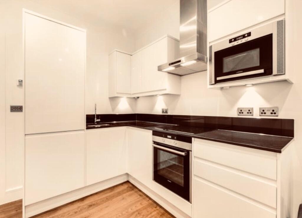 House in London - View 4