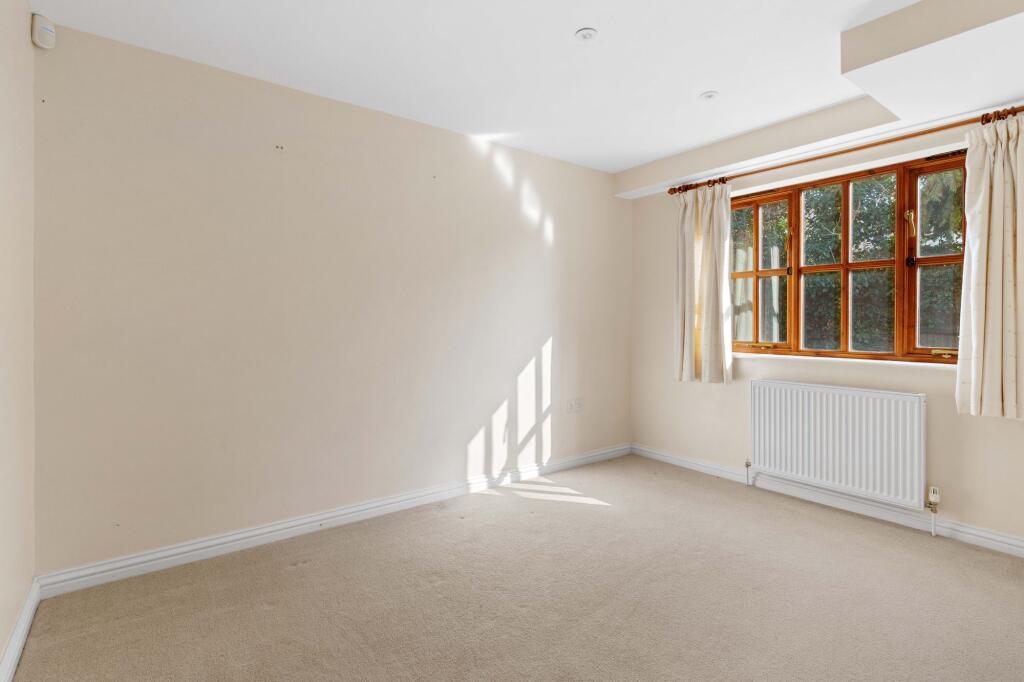 Windhill Old Road, Bishop's Stortford, CM23 photo 4