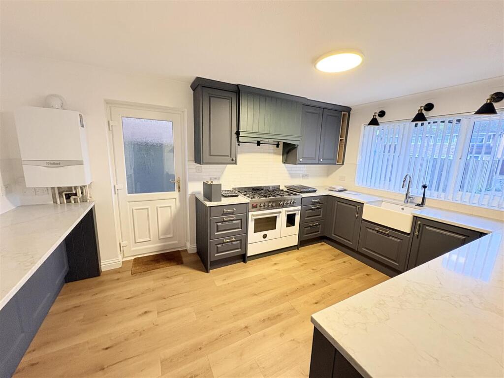 Hill Park Road, Fareham photo 3