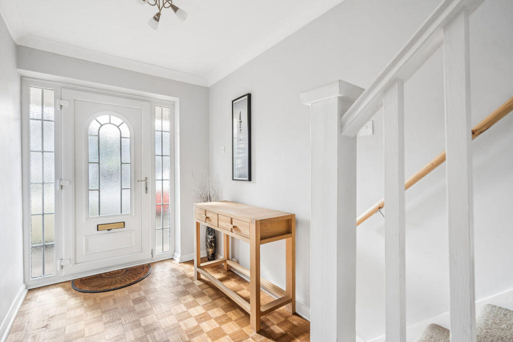 House in Slough, Wooburn - More