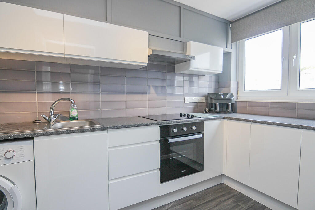 Knightstone Road, Weston-super-Mare photo 5