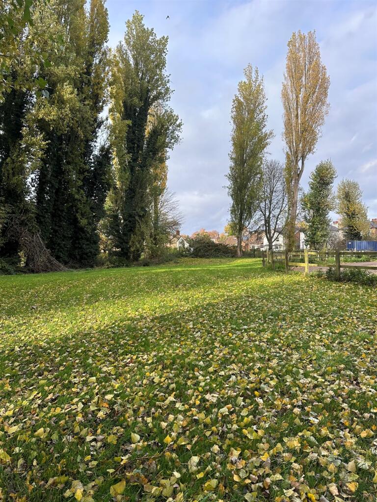 Additional image 9 of Lower Luton Road, Harpenden