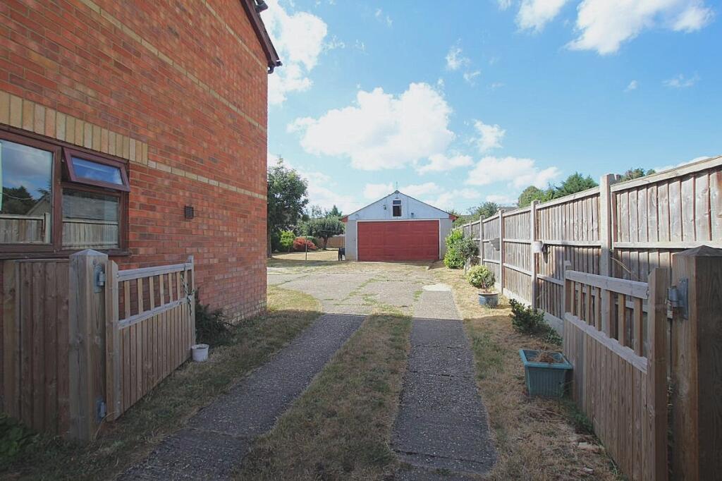 House in West Suffolk, Haverhill - More