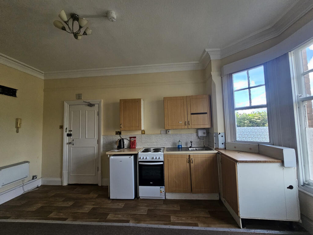 Hinckley Road, LE3 0UX - View 6