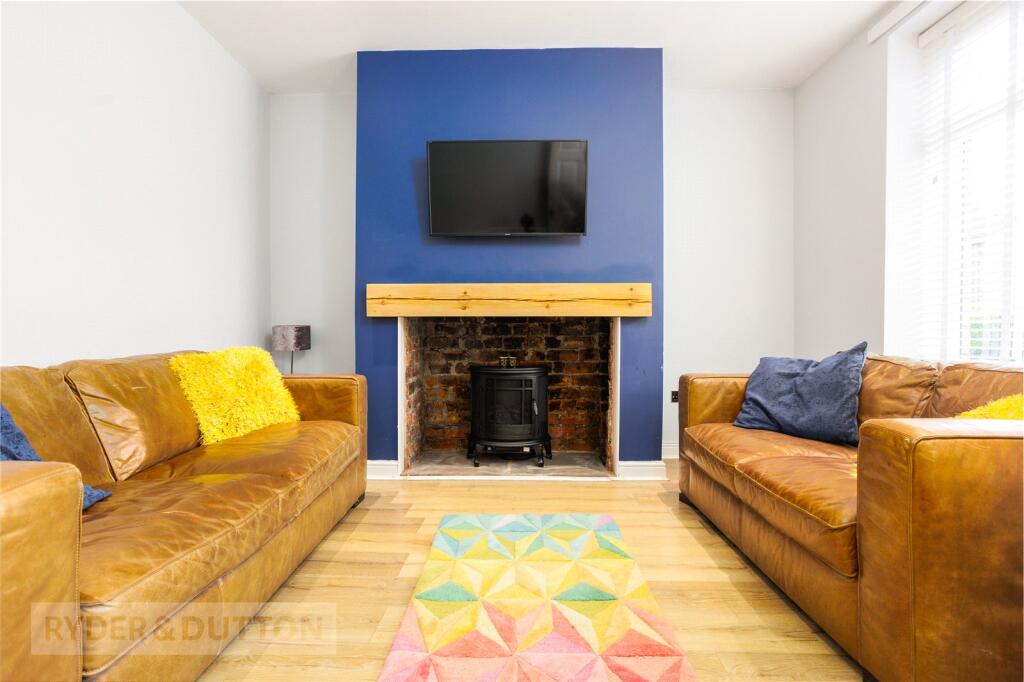 House in Oldham - View 4