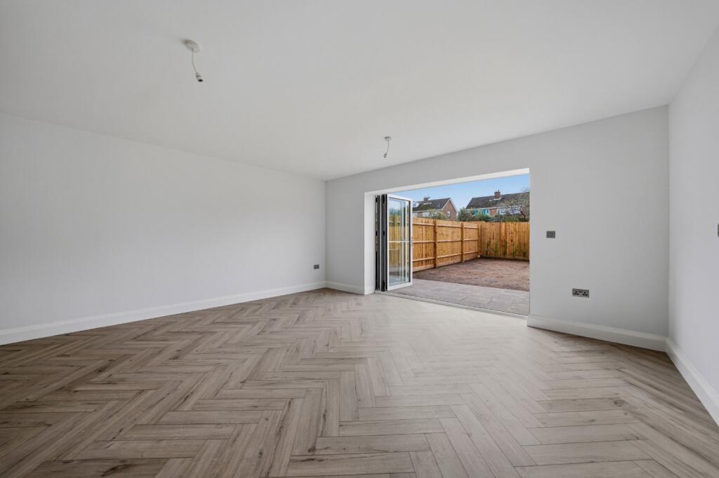 House in North Warwickshire, Water Orton - View 4