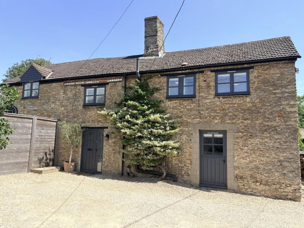 Main image of property: Packhorse Lane, Marcham, OX13