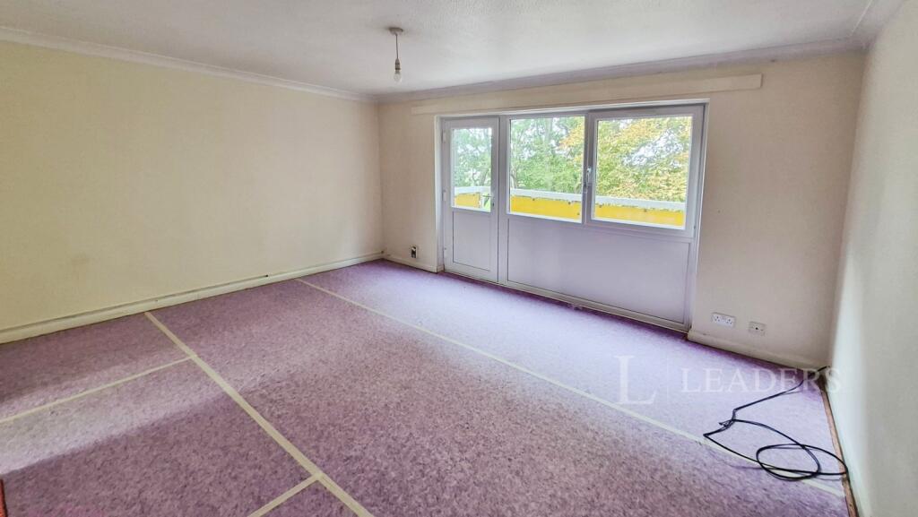 Apartment in Portsmouth - More