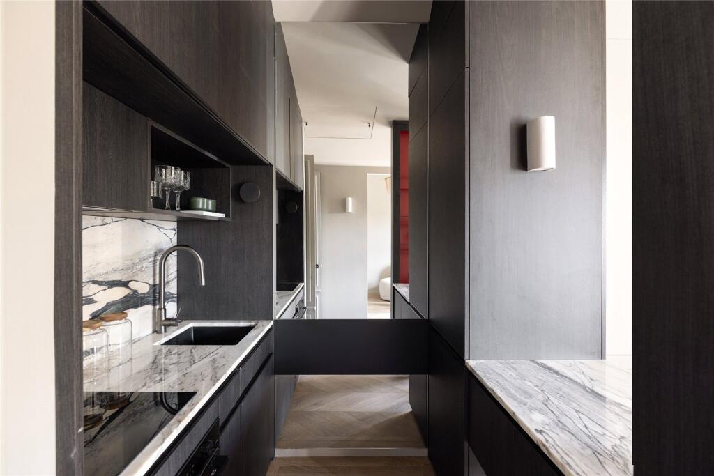 Apartment in London - View 4
