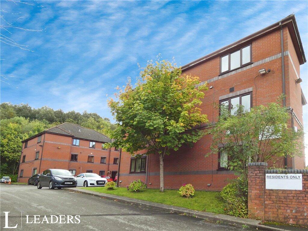 2-bed flat on Glebedale Road, Stoke-on-Trent, Staffordshire, £80,000