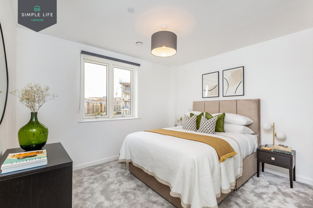 Apartment in Romford - View 5