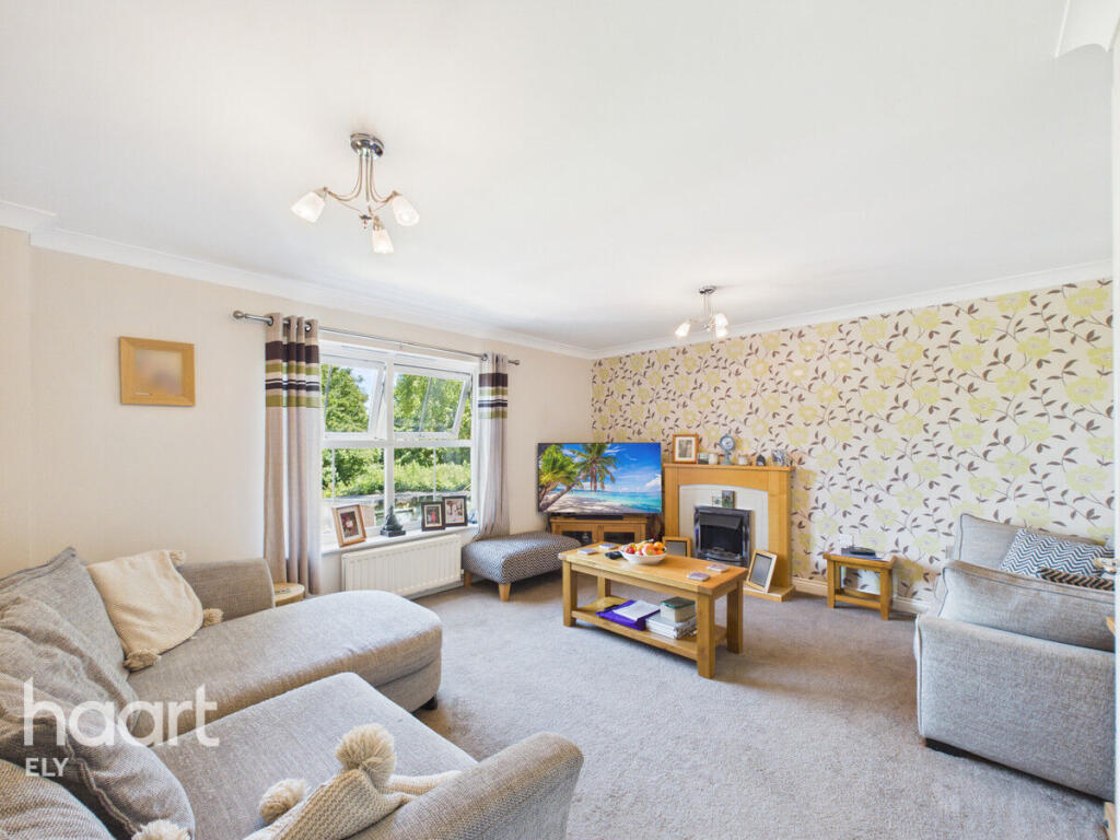 House in East Cambridgeshire, Soham - View 2