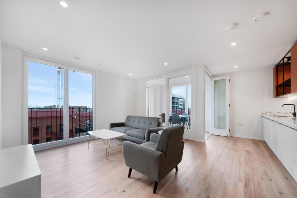 Main image of property: Curlew House, 1 Hawser Lane, London, E14