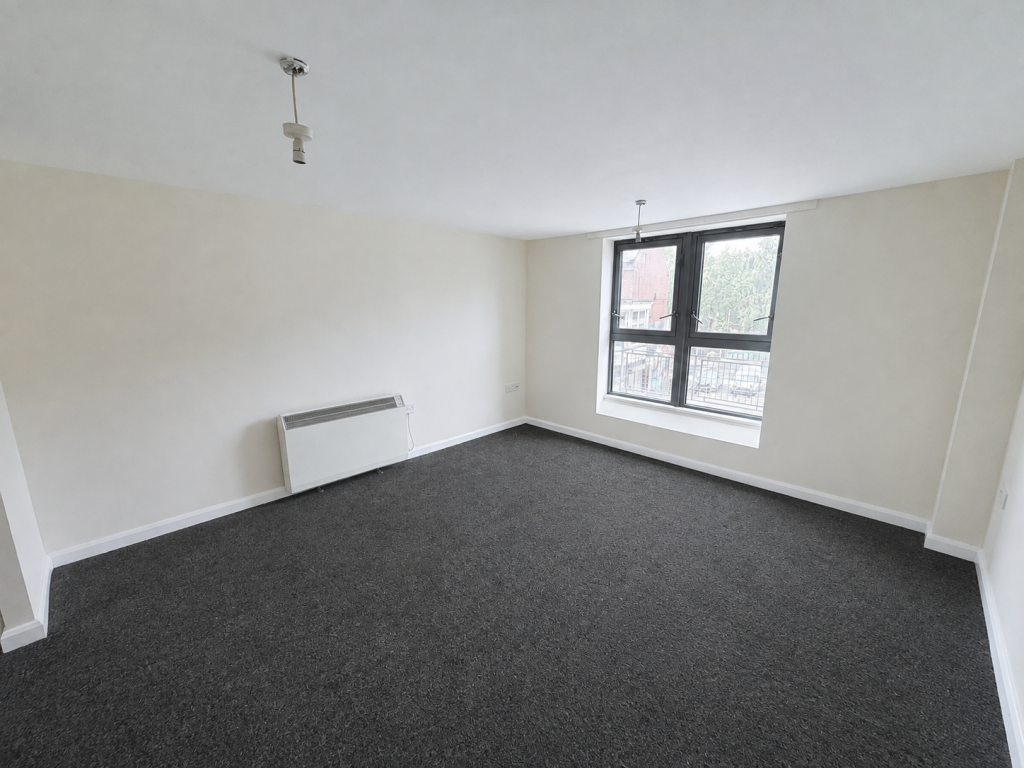 Apartment in Nottingham - View 3