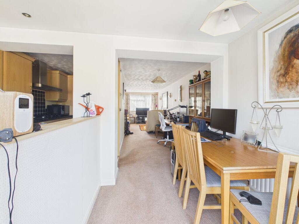 House in Slough - View 5