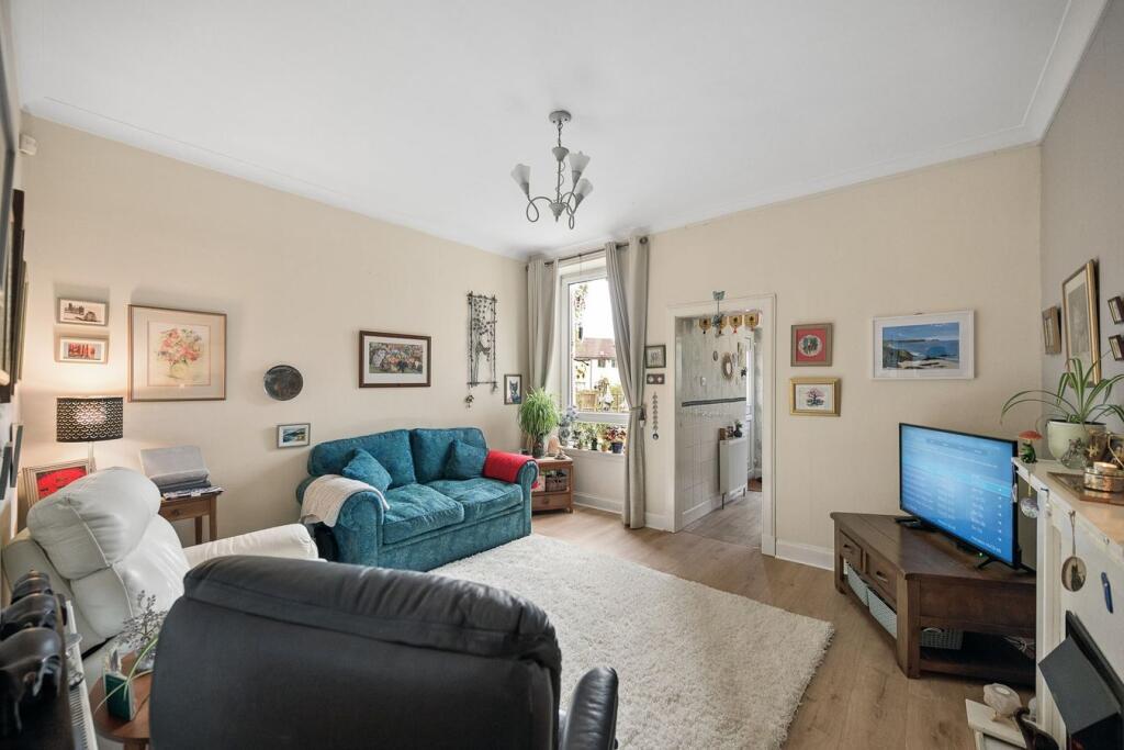 Apartment in Wishaw, Eastview, Cambusnethan - View 5