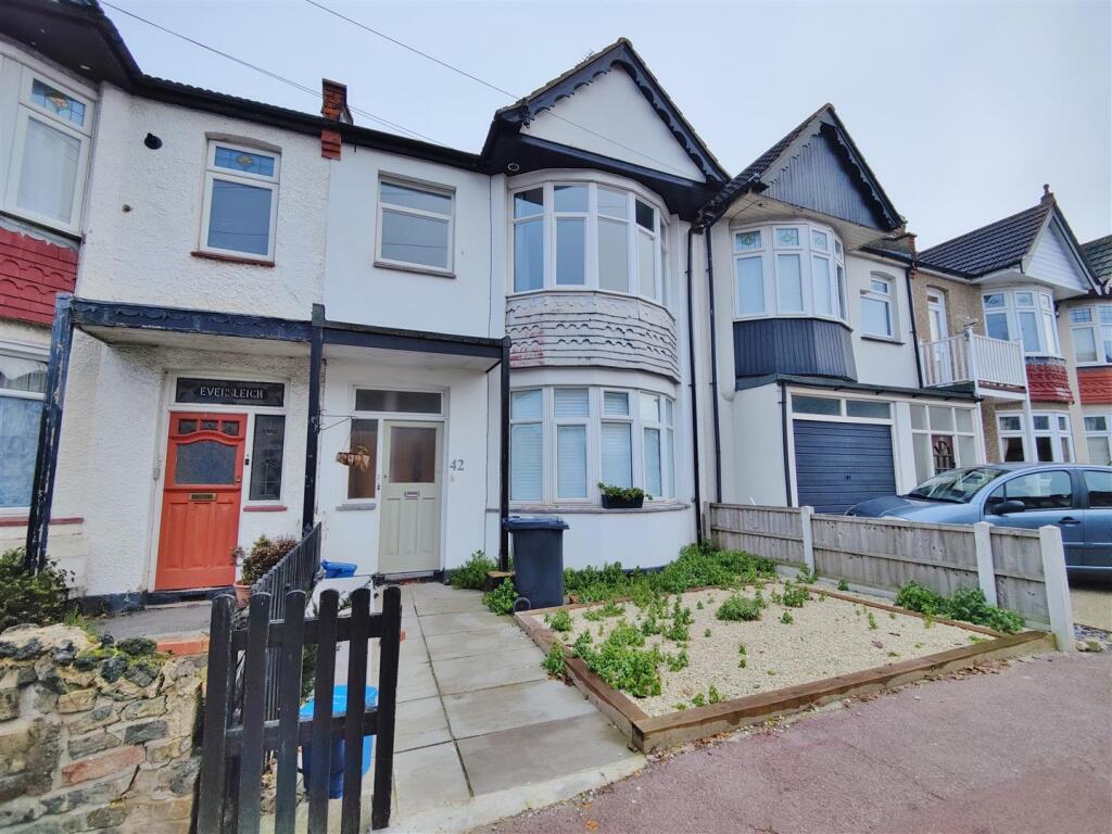 Main image of property: Lord Roberts Avenue, Leigh On Sea