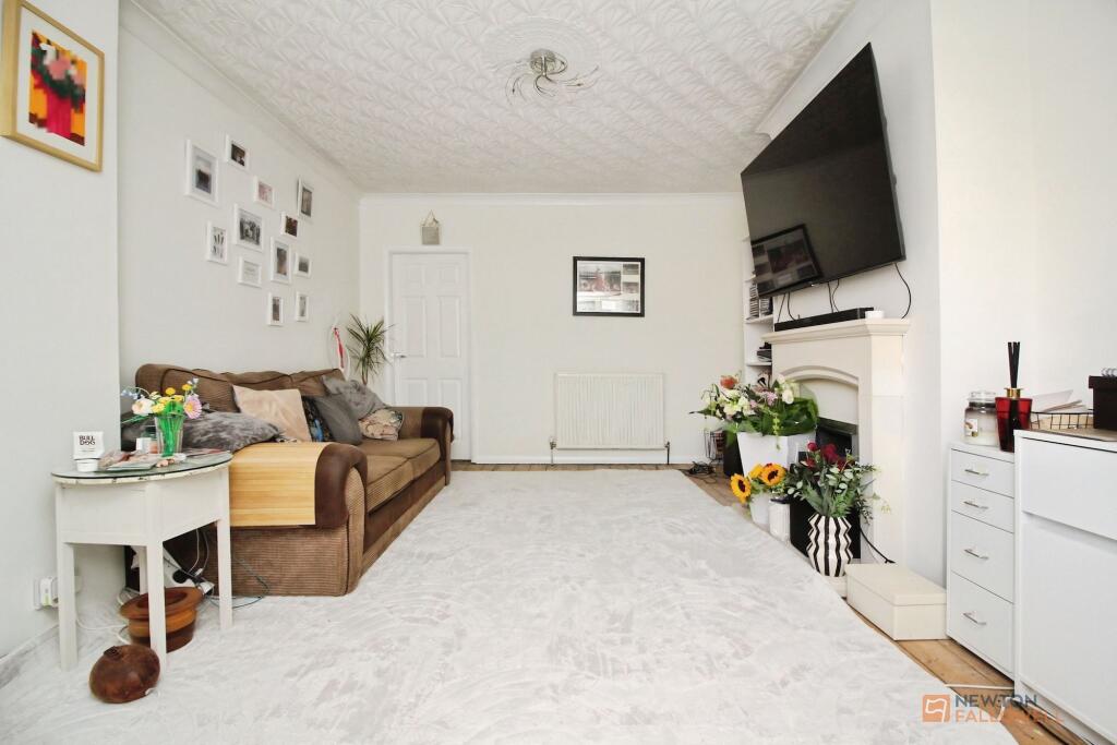 Windmill Avenue, Birstall, LE4 photo 3