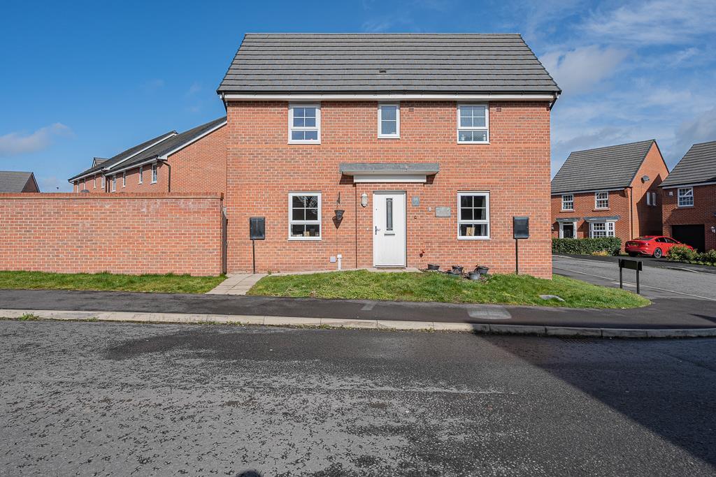 3-bed semi-detached on Redwing Street, Winsford, £230,000