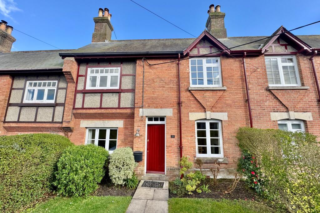 Main image of property: STUDLAND