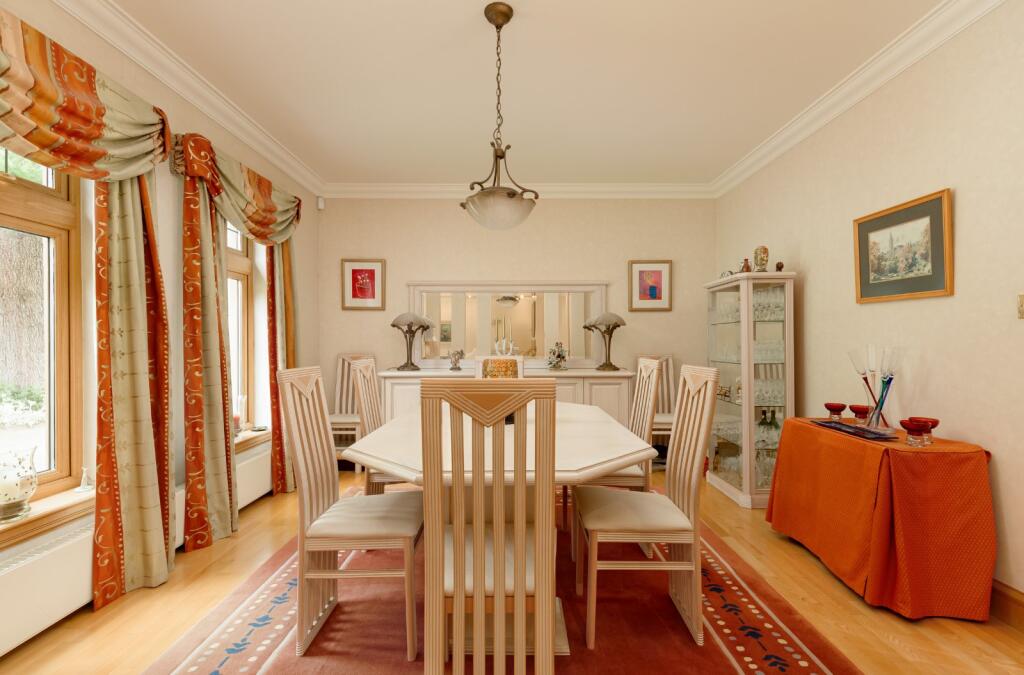 House in Edinburgh, Torphin, Colinton - View 4