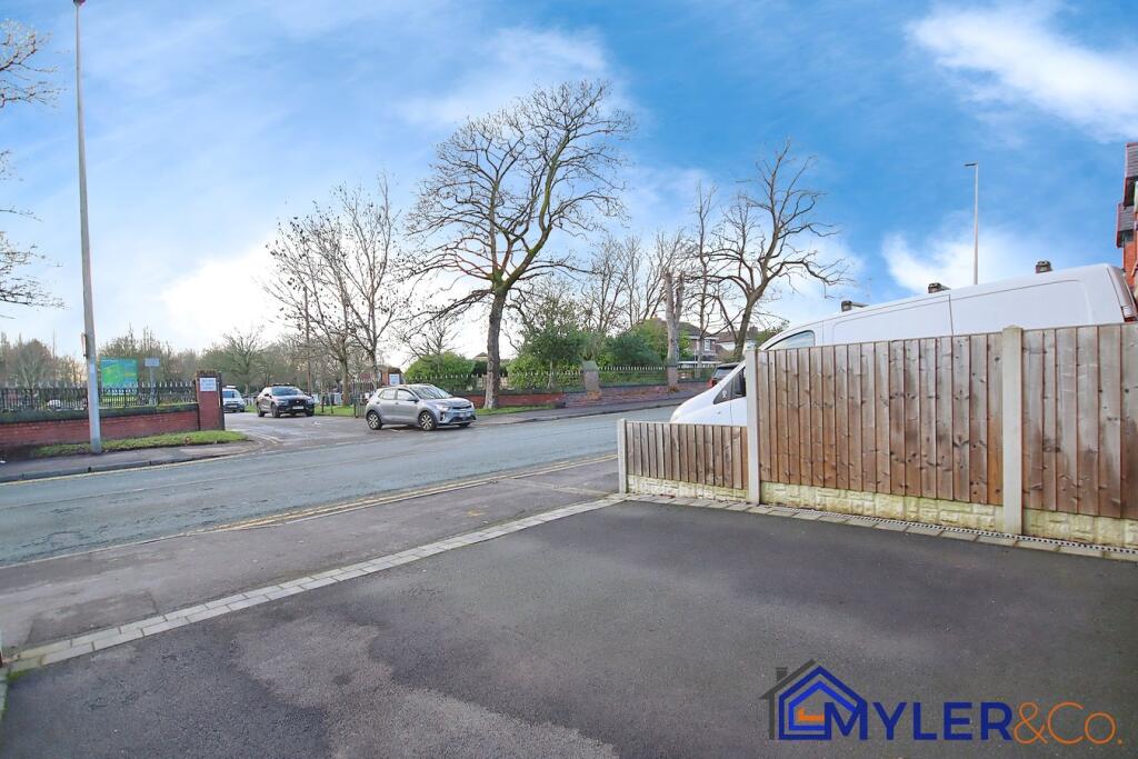 Birchfield Road, Widnes, WA8 photo 3