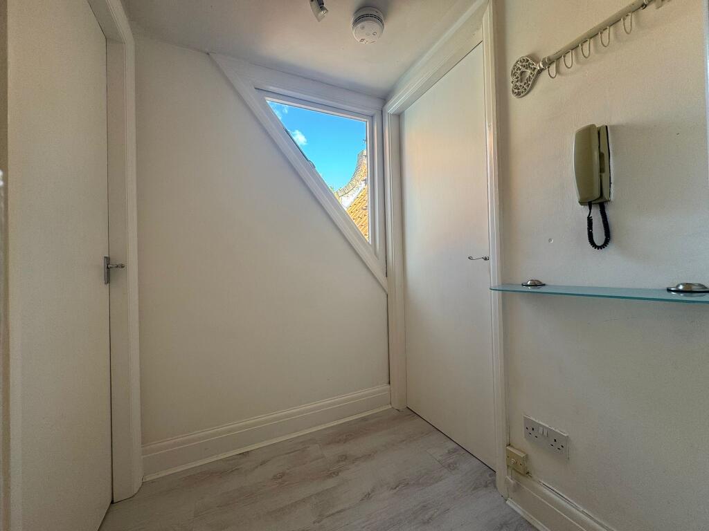 Apartment in Willerby, East Riding of Yorkshire - More