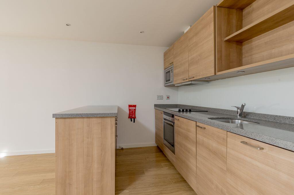 Apartment in Edinburgh, Corstorphine - More