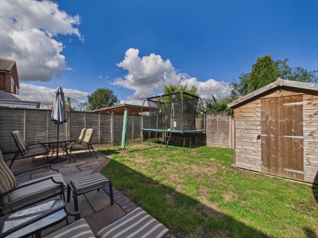 House in Ashford, Willesborough Lees - More