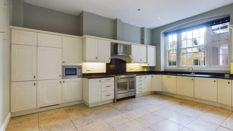 House in Bath - View 2