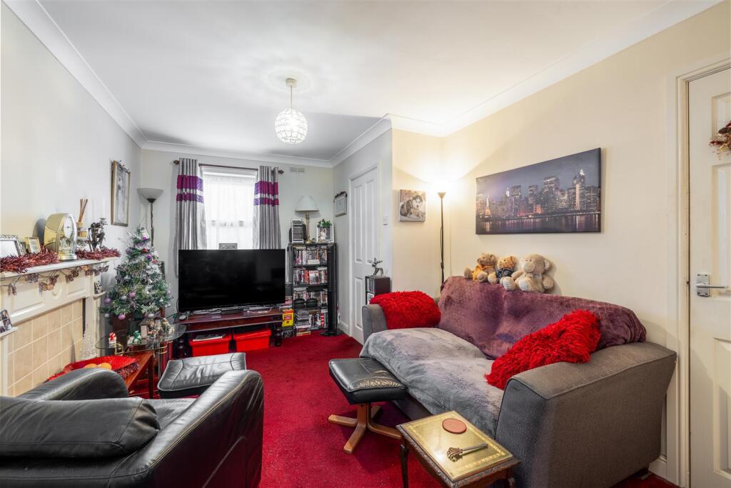 House in Boston, Bargate, Witham - View 4